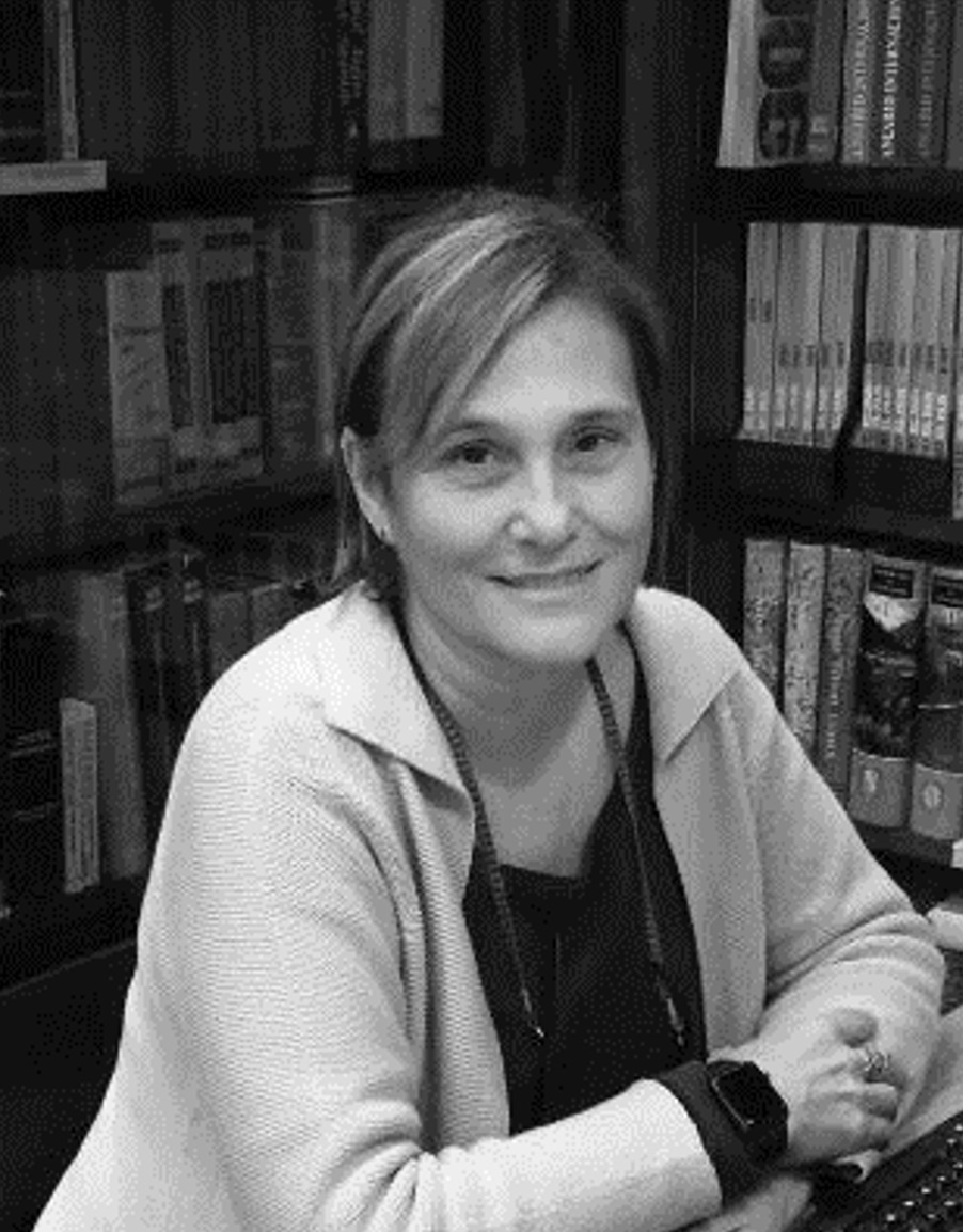 Alicia Oliver Rojo
