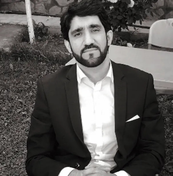 Dr Haidary